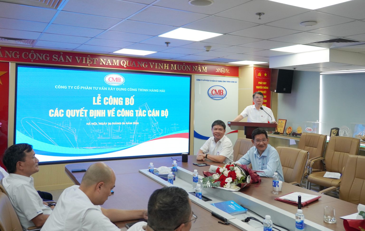 CÔNG TY CỔ PHẦN TƯ VẤN XÂY DỰNG CÔNG TRÌNH HÀNG HẢI TỔ CHỨC LỄ CÔNG BỐ CÁC QUYẾT ĐỊNH VỀ CÔNG TÁC CÁN BỘ