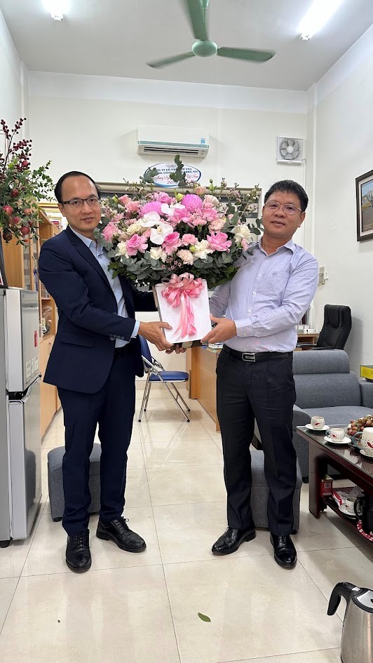 CMB CHÚC MỪNG 42 NĂM NGÀY NHÀ GIÁO VIỆT NAM
