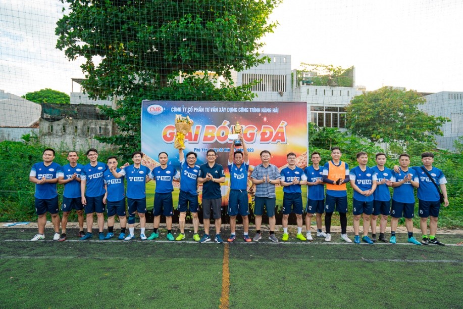 CMB TỔ CHỨC THAM QUAN NGHỈ MÁT CHO CBCNV NĂM 2023
