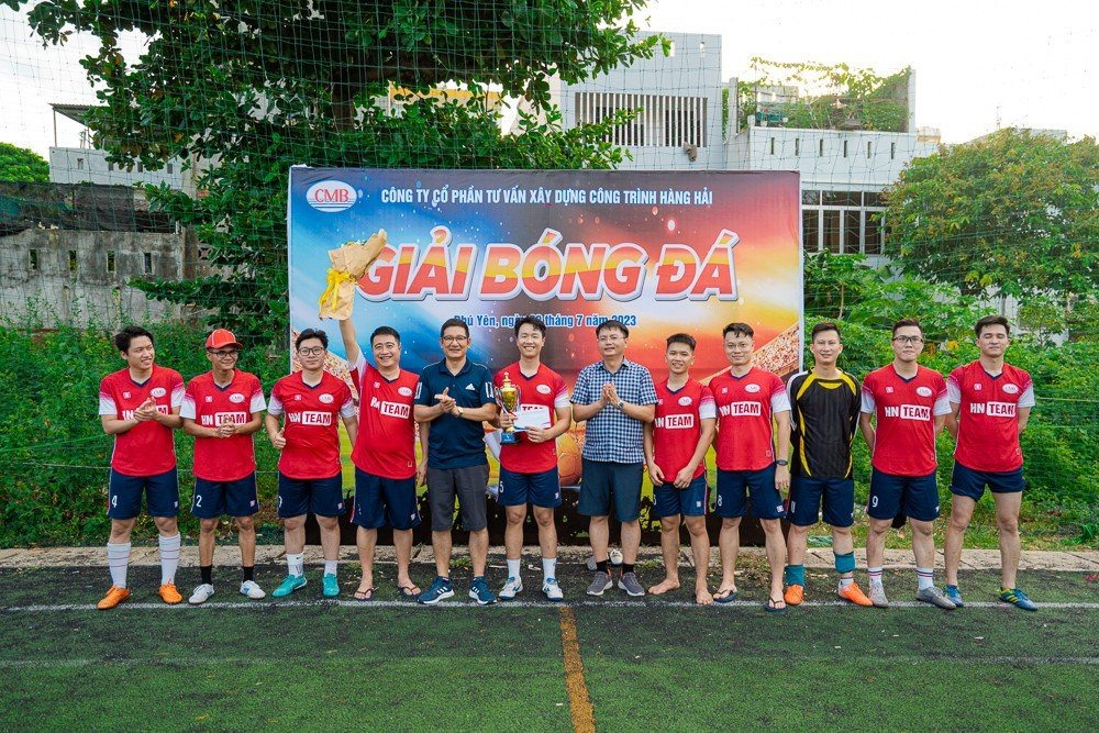 CMB TỔ CHỨC THAM QUAN NGHỈ MÁT CHO CBCNV NĂM 2023