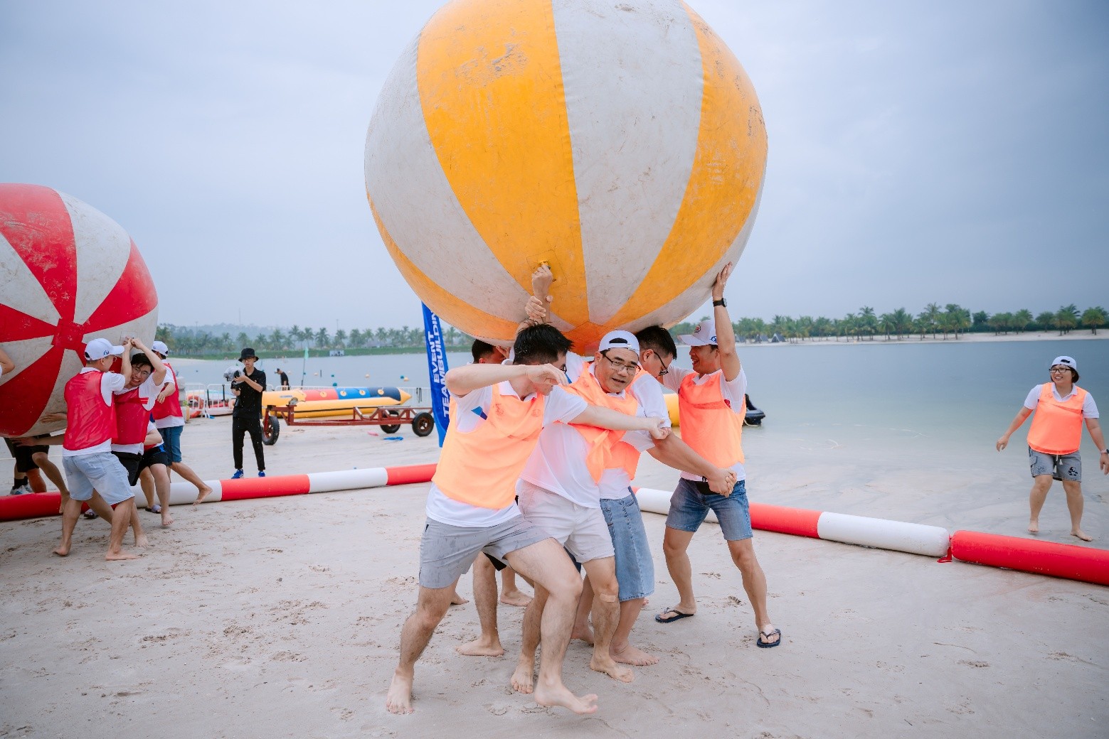 CMB TỔ CHỨC CHƯƠNG TRÌNH THAM QUAN, NGHỈ MÁT