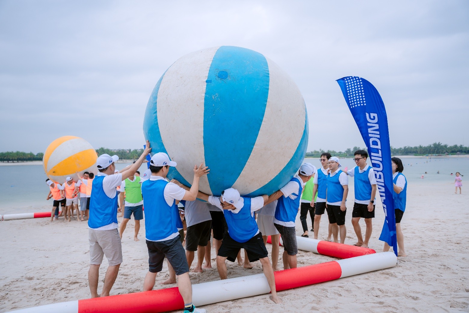 CMB TỔ CHỨC CHƯƠNG TRÌNH THAM QUAN, NGHỈ MÁT