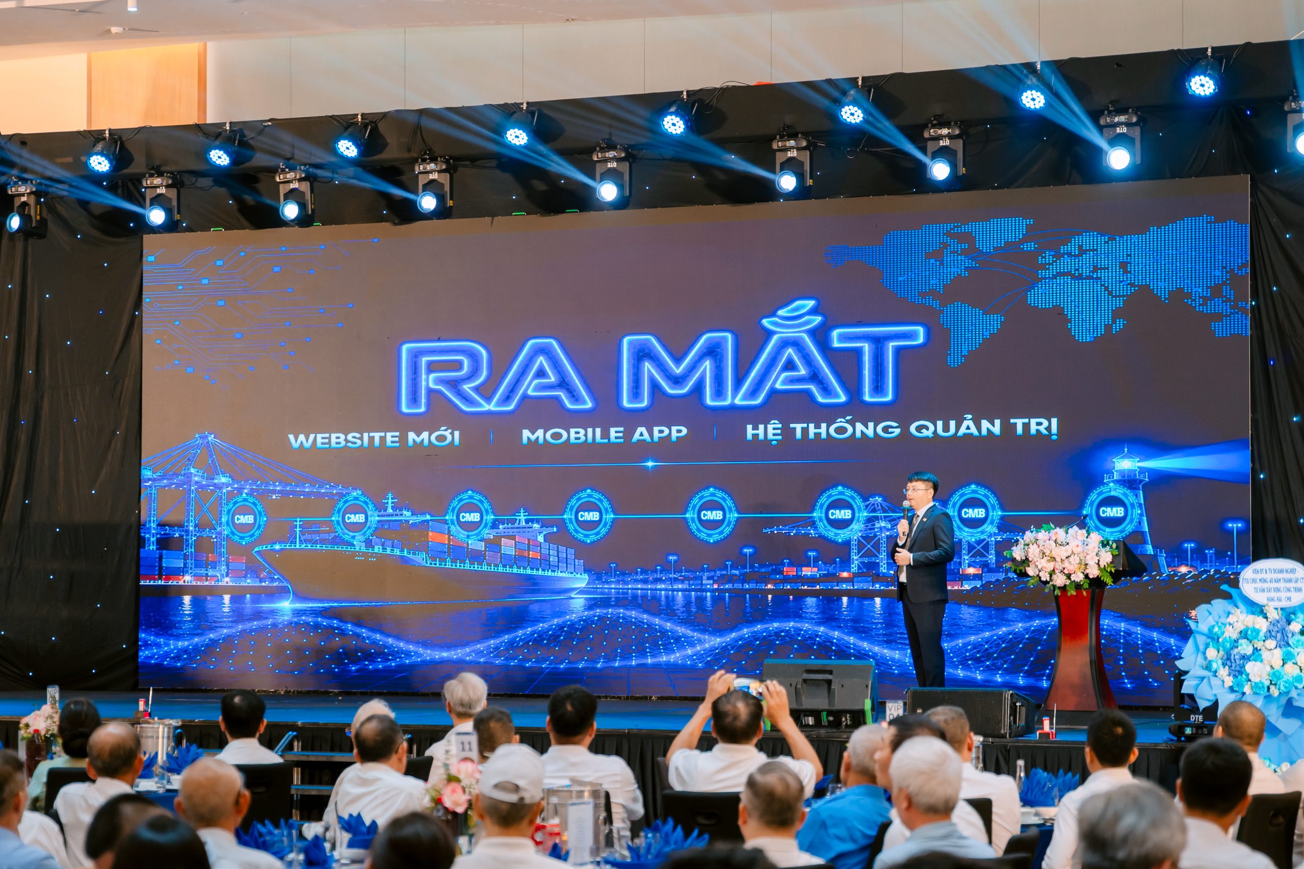 CMB RA MẮT HỆ SINH THÁI SỐ DẤU MỐC MỚI TRONG HÀNH TRÌNH PHÁT TRIỂN