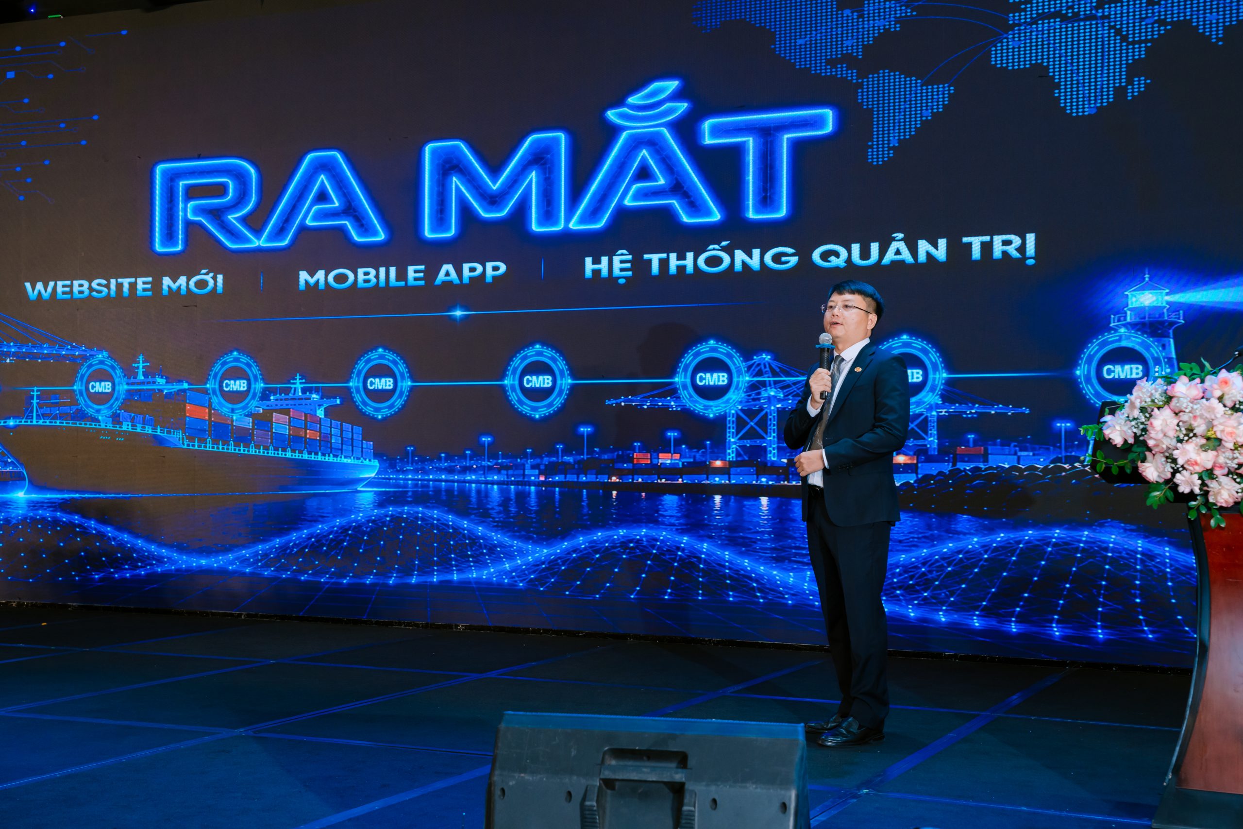 CMB RA MẮT HỆ SINH THÁI SỐ DẤU MỐC MỚI TRONG HÀNH TRÌNH PHÁT TRIỂN