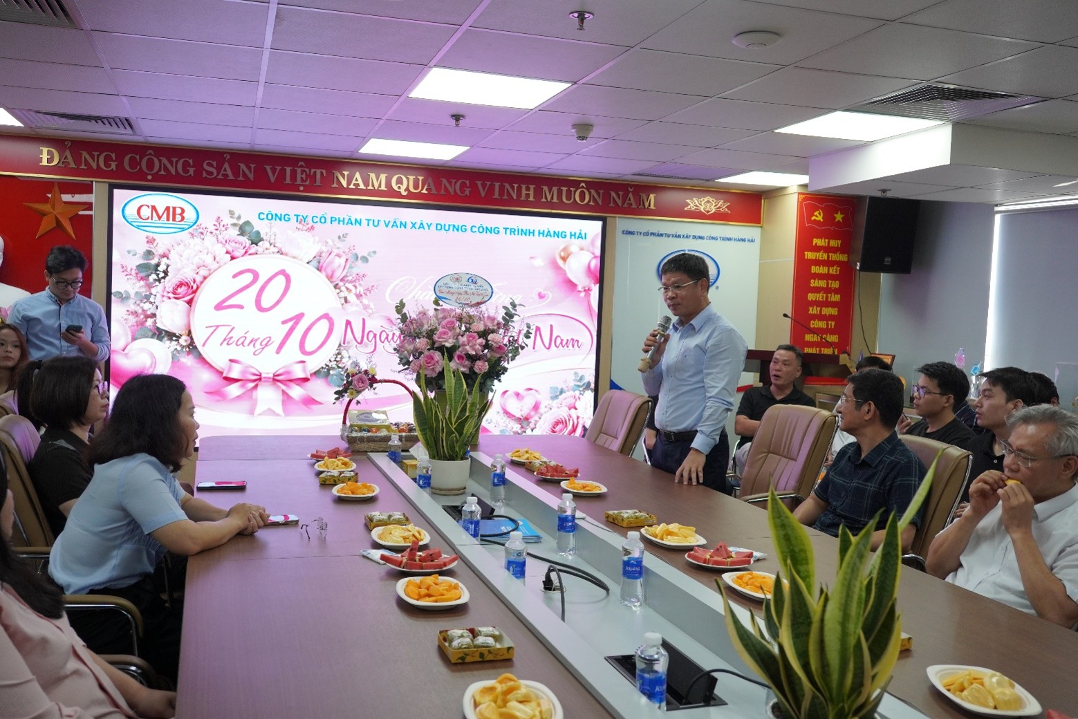 CMB TỔ CHỨC GẶP MẶT CHÚC MỪNG NGÀY PHỤ NỮ VIỆT NAM 20/10