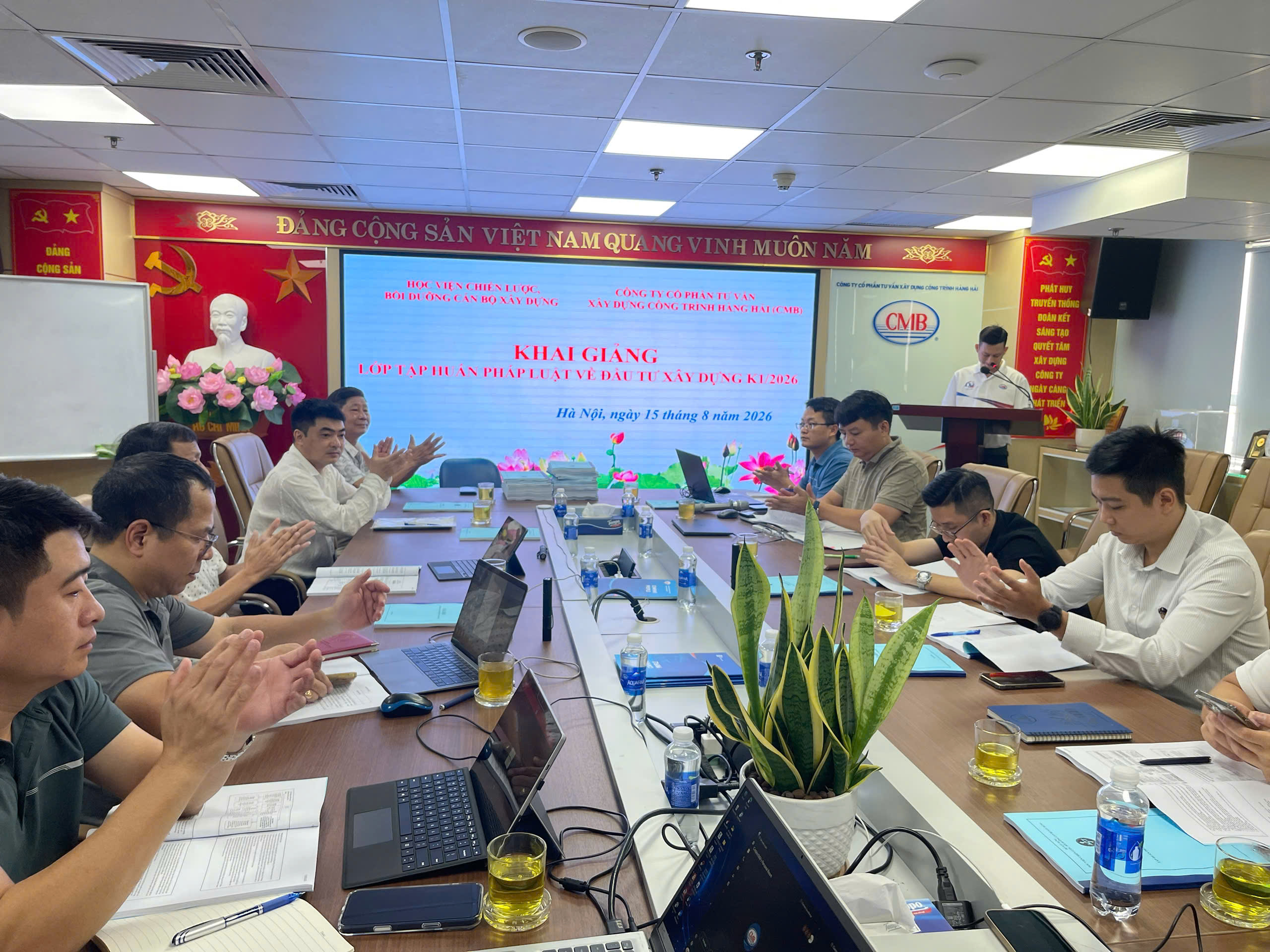 CMB TỔ CHỨC LỚP HỌC CẬP NHẬT, BỔ SUNG KIẾN THỨC VỀ ĐẦU TƯ XÂY DỰNG NĂM 2026